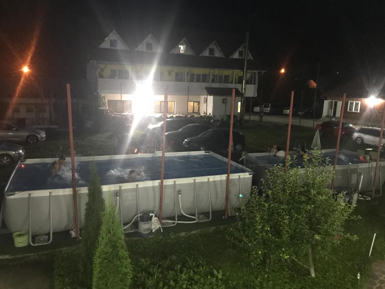 Pensiunea Serbeca Brosteni Exteriör bild